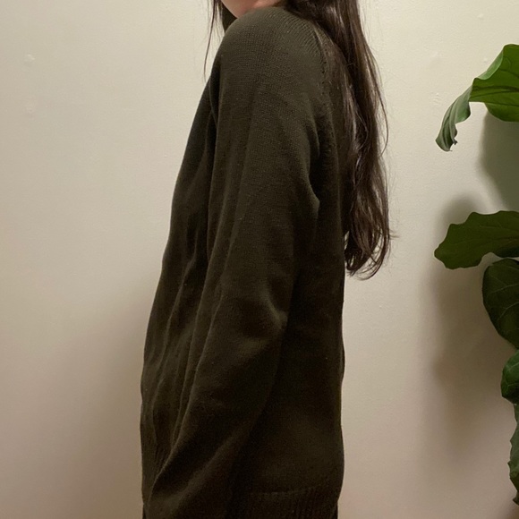 Olive green turtle neck by Jeanne Pierre - Picture 3 of 4